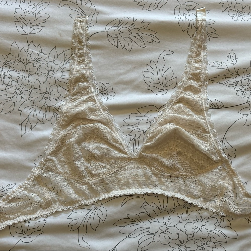 Victoria’s Secret Halter Bralette